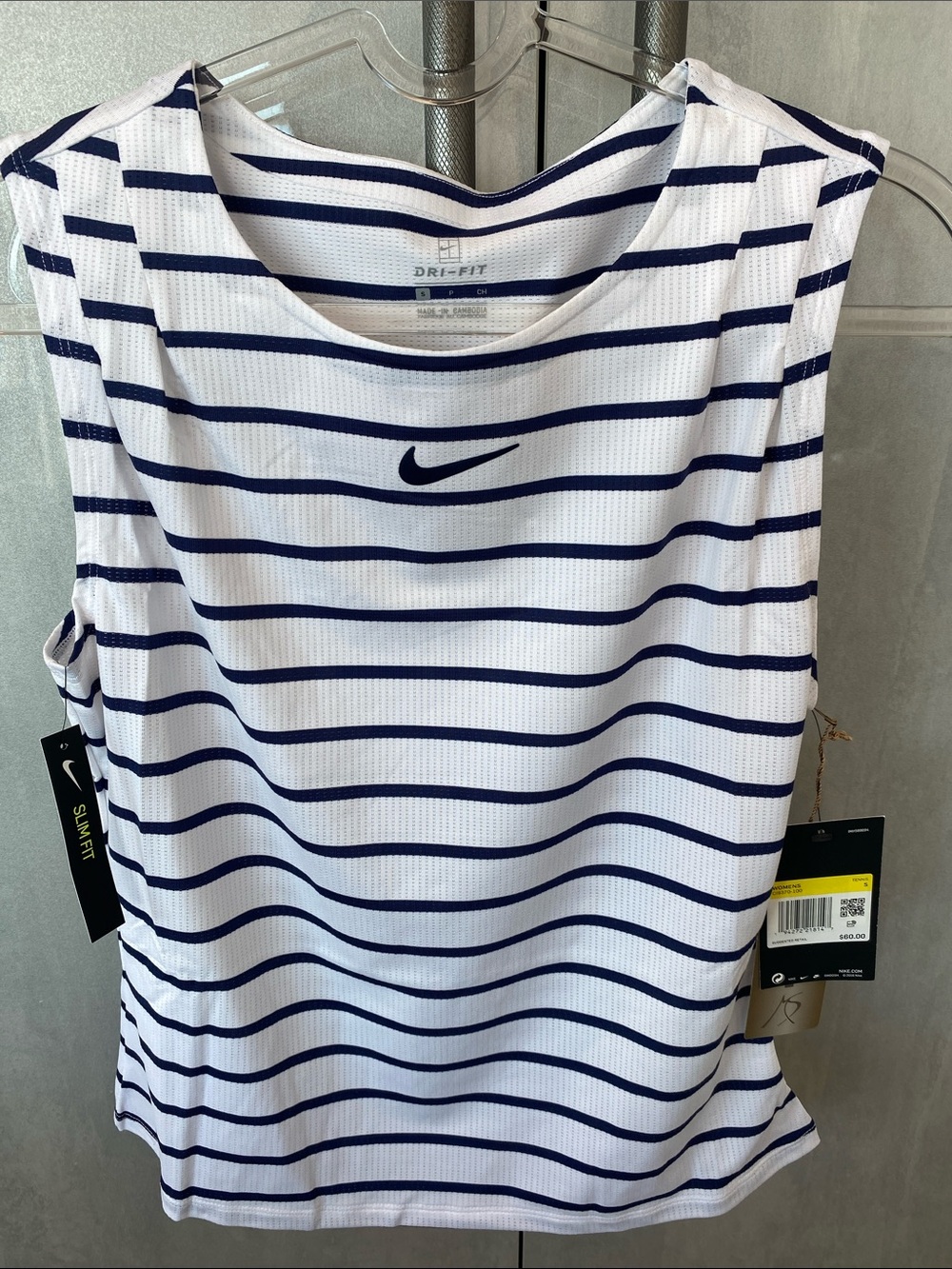 NWT Nike Women’s White & Navy Striped Dri-FIT Tank Top